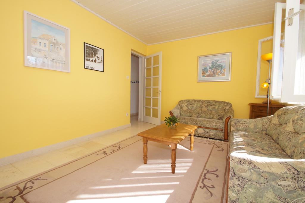 Apartments Bisko Prizba Room photo